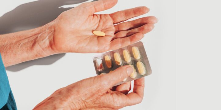 Taking a Daily Multivitamin May Help Prevent Dementia