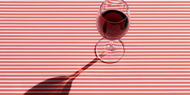Moderate Drinking May Be Good if Your Heart Is Bad, New Research Suggests